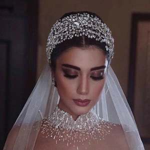 Bridella BHP415-S Sang Trọng Bạc Rhinestone Vương Miện Tóc Trang Trí Thiết Lập Cổ Điển Mạ Vàng Hợp Kim Và Pha Lê Cho Đám Cưới - Product Image 6