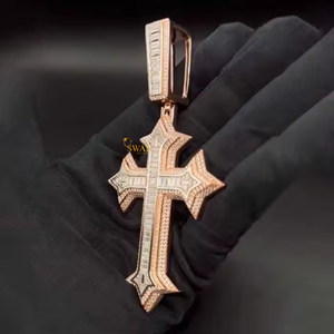 Élégant pendentif à breloque croix en argent sterling 925 style hip hop glacé 9.05tcw collier de diamants cultivés en laboratoire hommes tenue de fête pour femmes - Product Image 2