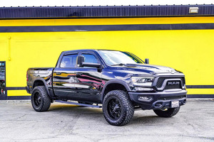 Excellent véhicule d'occasion propre : <span class=keywords><strong>Ram</strong></span> 1500 Crew Cab Rebel Pickup 4D 5 1/2 pi <span class=keywords><strong>2023</strong></span>, prêt à être expédié - Product Image 5
