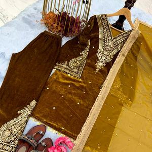 เสื้อปักหมุดสำหรับงานปาร์ตี้ผ้ากำมะหยี่วิสคอสทำจากผ้ากำมะหยี่เนื้อละเอียดมาก - Product Image 1