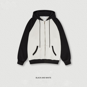 Sudadera con capucha y cremallera para mujer, en bloques de color blanco y negro, mezcla de algodón y forro polar, Trackstar OEM, marca privada - Product Image 1