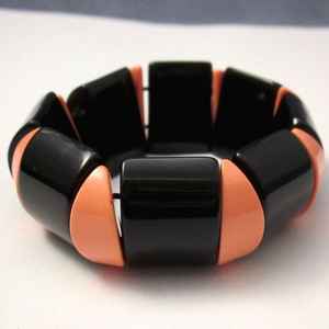 "Brazalete de flores de resina hecho a mano, hermoso estilo diario con diseño floral | Ideal para manualidades y suministro al por mayor" - Product Image 1