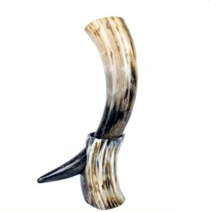 Chope à bière viking en corne naturelle avec support en laiton, décoration d'intérieur nordique, vaisselle pour bière et vin, chope de fête de mariage au meilleur prix - Product Image 6