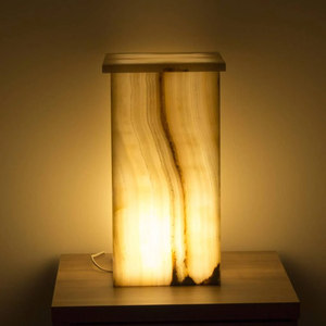 Fabriqué à la main en onyx naturel lampe de table carrée de bonne qualité pour la maison hôtels sculpté pour salon chambre décoration de la maison - Product Image 5