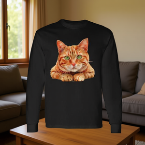 Camiseta Vintage de Manga Larga para Amantes de los Gatos, Gato Naranja Tabby con Ojos Verdes para Uso Promocional - Product Image 3