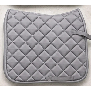 Tapis de selle pour chevaux de style saut d'obstacles, doublure polaire de qualité supérieure, personnalisables avec logo OEM, par Life Care Instruments - Product Image 4