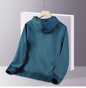 OEM diseño de logotipo personalizado estilo de verano de gama alta chaqueta transpirable y ligera chaqueta de protección solar chaqueta con capucha - Product Image 6