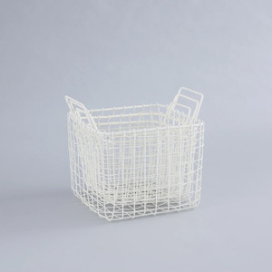 White Powder Coating Finished Iron Wire <b>Basket</b> With Handle <b>Rectangular</b> Shape Living Room Decor Storage <b>Baskets</b> - Product Image 1