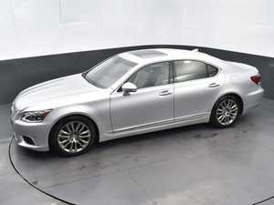 รถยนต์มือสอง ปี 2024 LS 460 AWD ซีดาน เบาะหนัง หลังคาพาโนรามิก เกียร์อัตโนมัติ ภายในสีเข้ม เครื่องยนต์ 6 สูบ แบบดูดอากาศธรรมชาติ - Product Image 3