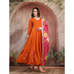 ชุดอานาร์กาลีปักลายสีสนิมสำหรับผู้หญิง พร้อมผ้าคลุมไหล่ สไตล์ปากีสถาน สำหรับงานเทศกาลและงานปาร์ตี้ - Product Image 5