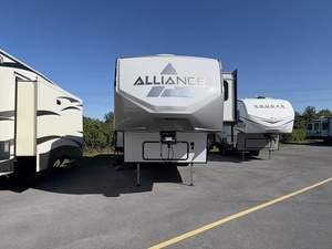 Nuevo Alli-an-ce Ave-nue 32RLS 2022 IMPECABLE - Product Image 1