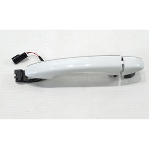 POIGNÉE DE PORTE EXTÉRIEURE GAUCHE ARRIÈRE RENAULT Talisman Saloon H5H 470 (15>) - Product Image 1