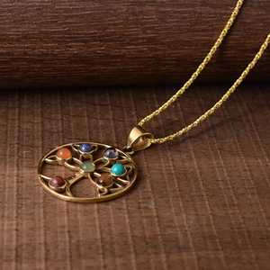 Nouveau Pendentif Arbre de Vie en Laiton pour Femme, Plaqué Or 18 carats, Design Floral Bohème, Collier Multi-Pierres, Vente en Gros - Product Image 4