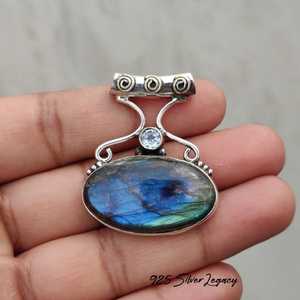 Pendentif Labradorite en argent Sterling fait à la main Collier de pierres précieuses Flash bleu Unique Topaze bleue Bijoux Cadeau - Product Image 6