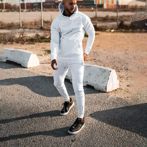 Venta al por mayor de 2 piezas de pantalones de chándal y Sudadera con capucha Set Maternidad Jogging Trajes para hombres Chándal de invierno - Product Image 1