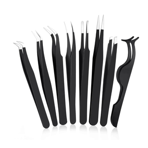 Pinzas Profesionales Ergonómicas de Acero Inoxidable para Pestañas, Puntas Inclinadas y Dentadas, Finas, Duraderas, Cómodas, para Control Preciso de las Pestañas, Uso en Salón - Product Image 1