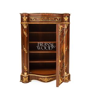 Meuble à chaussures de luxe de style français avec plateau en marbre foncé, décorations peintes à la main, marqueterie florale et accents dorés pour palais - Product Image 4