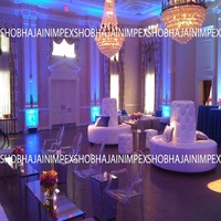 Bancs et chaises d'extérieur confortables en bois Shobha Jain Impex Sangeet pour divertissements nocturnes et décorations de mariage à Delhi