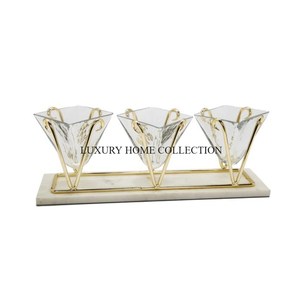 Cuencos para servir de metal martillado de estilo vintage rústico con formas geométricas en negrita para agregar encanto a los entornos de comedor clásicos - Product Image 2