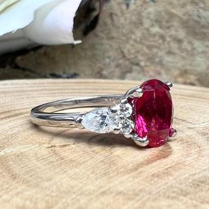 Top Trending Oval Cut Pink Ruby 14K Oro blanco Anillo de compromiso de piedras preciosas para mujeres Diamante Joyería fina al precio más bajo - Product Image 2