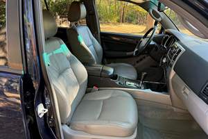 รถยนต์มือสอง พวงมาลัยซ้าย/ขวา ปี 2007 โตโยต้า ฟอร์รันเนอร์ ลิมิเต็ด 4x4 - Product Image 2