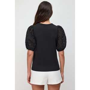 Blusa Casual de Manga Corta con Cuello Redondo y Bordado con Logotipo Frontal, Corte Regular, 100% Algodón - Product Image 6