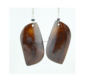 Pendientes de cuerno de color antiguo para mujer, joyería de diseño al por mayor, fabricante y distribuidor - Product Image 6