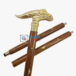 Canne de marche personnalisée en bois avec poignée en laiton doré de style nautique vintage pour hommes et femmes, idéale pour la randonnée et le camping en extérieur - Product Image 5