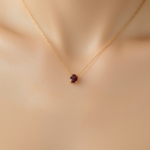 Collar con colgante de granate rojo en oro blanco de 14 quilates |   Joyería Fina para Mujer |   Joyería Artesanal Delicada para Fiestas de Tailandia - Product Image 6