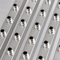 Collecteur de distribution de liquide en acier inoxydable sur mesure pour systèmes de refroidissement de serveurs de centre de données