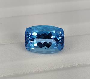 Excellente coupe de haute qualité topaze bleue à facettes pierres précieuses en vrac bonne qualité bleu avec les prix les plus bas pour la fabrication de bijoux gemme en vrac - Product Image 3