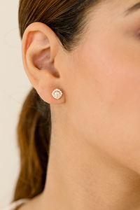 Boucles d'oreilles en or massif 14K avec diamants Boucles d'oreilles de créateur haut de gamme avec de vrais diamants Boucles d'oreilles ODM et OEM pour femmes Bijoux - Product Image 5