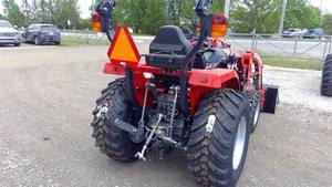 Tractor Agrícola Massey Ferguson 2025 1GC.23 4WD - Product Image 5