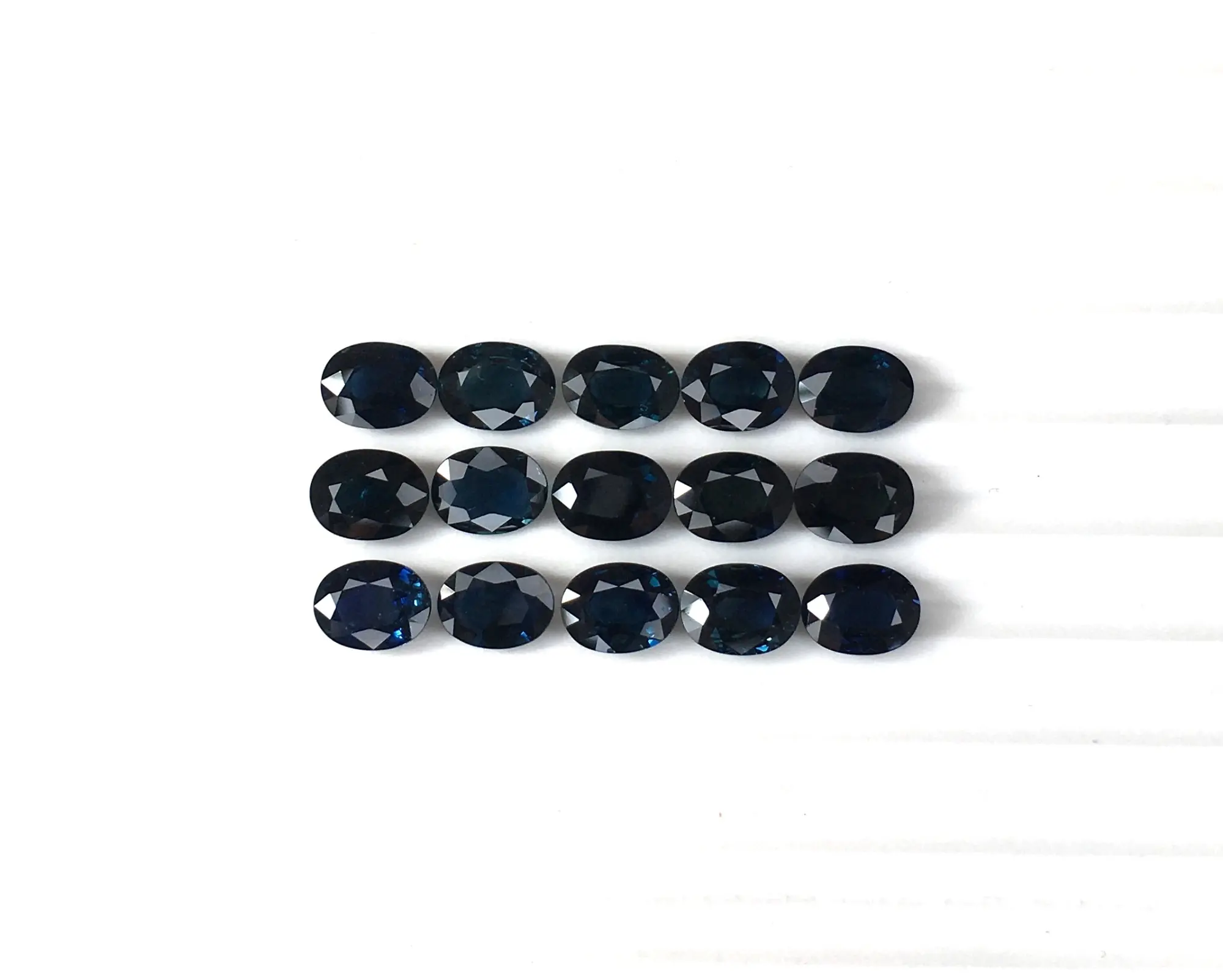 Yüksek talep üzerine doğal değerli mavi safir 6x8mm Oval kesim Faceted taşlar lüks mücevher taşlar yapmak için