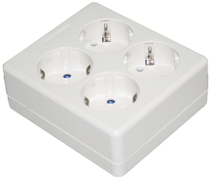 Multipresa quadrata TTL con 4 prese wireless, 3680W 16A 250V (Solera 8104U) - Product Image 1