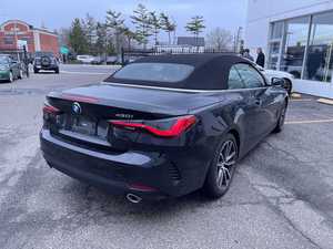 Paquete deportivo bastante usado 2022 BMW 430i XDrive Convertible W/ M - Product Image 4