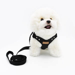 حزام للكلاب الصغيرة، سترة أنيقة من الجلد الصناعي مع مقبض سهل التحكم، مشبك أمامي بدون خنق مع مشبكين معدنيين للحزام - Product Image 1