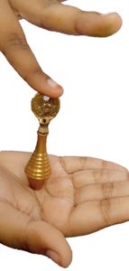 Surma Dani ทองเหลืองที่มีดีไซน์ที่เป็นเอกลักษณ์ภาชนะงานฝีมือโลหะคุณภาพสูงสำหรับการจัดเก็บผง Surma และเครื่องสำอางตาแบบดั้งเดิม - Product Image 2