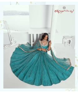 Kids Indian Festival Wear LehengaCholi avec chemisier en velours brodé et travail de perles - Product Image 2