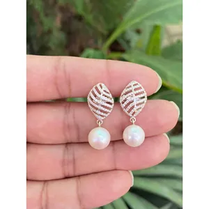 Boucles d'oreilles pendantes en perles d'eau douce naturelles, argent sterling 925, bijoux en perles faits à la main, fournisseur en gros - Product Image 1