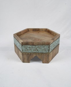 Soporte de CHOCOLATE en un diseño muy elegante alrededor de la parte exterior con un trabajo de latón muy bien ajustado, lo mejor para cumpleaños, bodas - Product Image 5