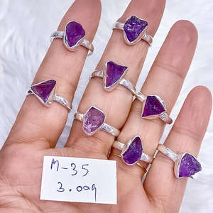 Anillo de Plata de Ley 925 con Gema de Amatista en Bruto, Anillos Hechos a Mano, Precio al por Mayor, Joyería Fina de Plata - Product Image 2