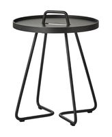 Table d'appoint en aluminium durable et élégante, parfaite pour les appartements compacts ou les espaces qui privilégient à la fois la forme et la fonction