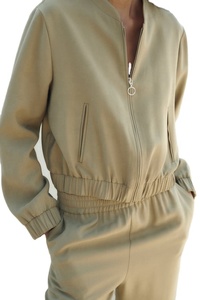 OEM personalizado Logo Bomber Jacket Mujeres Street Wear Zip up Jacket College Fashion Plus Size Chaquetas de las mujeres - Product Image 3