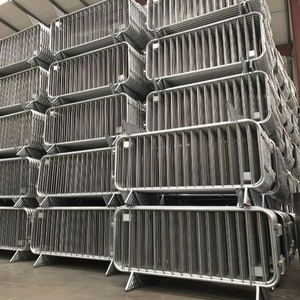 รั้วกั้นฝูงชนเหล็ก: รั้วกั้นนิรภัยคุณภาพสูงสำหรับการกั้นและจัดการฝูงชน - Product Image 4