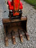 Excavatrice compacte sur chenilles d'occasion, machine de terrassement diesel