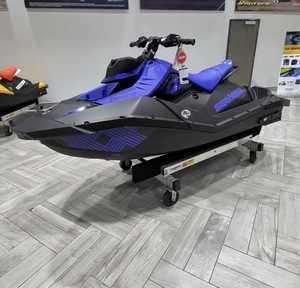 Jet ski électrique à trois places Commander 1300CC en fibre de verre, bateau à moteur haute vitesse - Product Image 3
