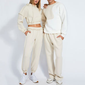 Vente en gros de survêtements de détente décontractés unis pour femmes - Product Image 3