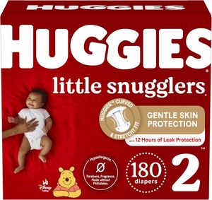 Couches Huggies taille 2, couches pour bébés Little Snugglers, taille 2 (12-18 lbs), 180 couches (3 paquets de 60) - Product Image 2