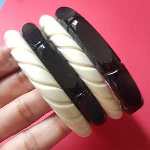 กำไลข้อมือเรซิ่นวินเทจทำมือ สีน้ำตาลเข้ม ดีไซน์สั่งทำพิเศษ - Product Image 5